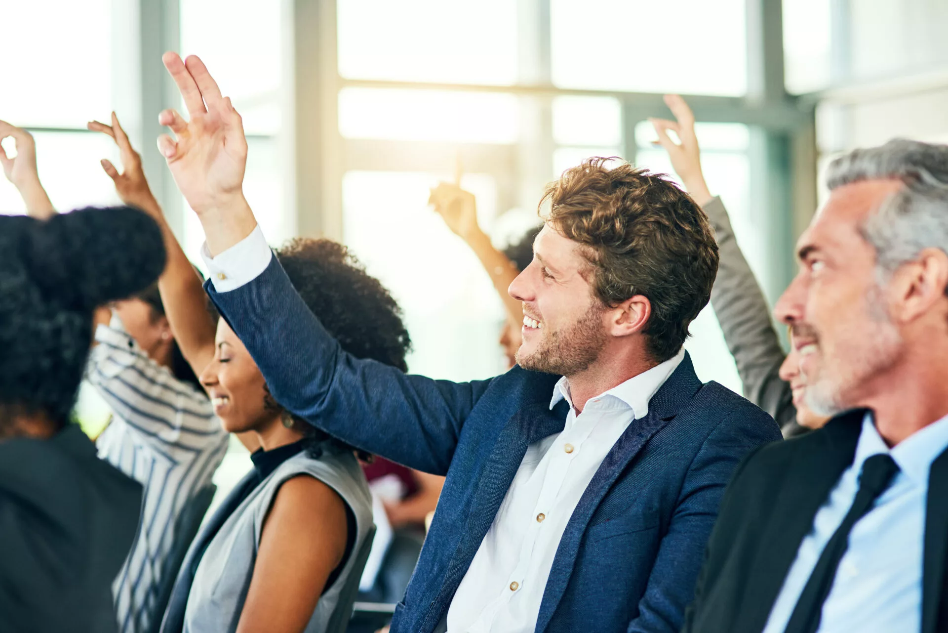 Leadership Coaching für Führungskräfte in einem interaktiven Seminar mit aktiver Teilnehmerbeteiligung